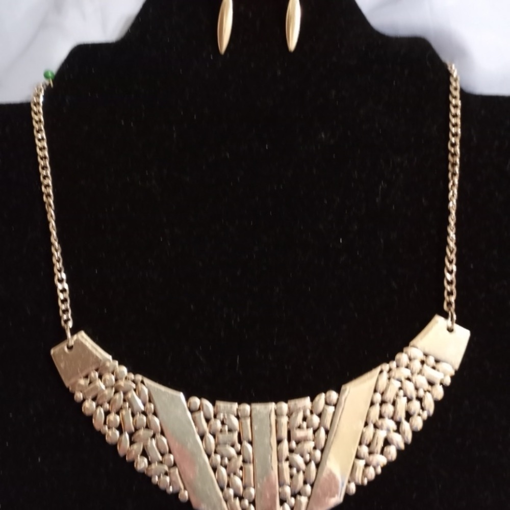 Terra Trailbreaker - Brass - Necklace & Earrings. New